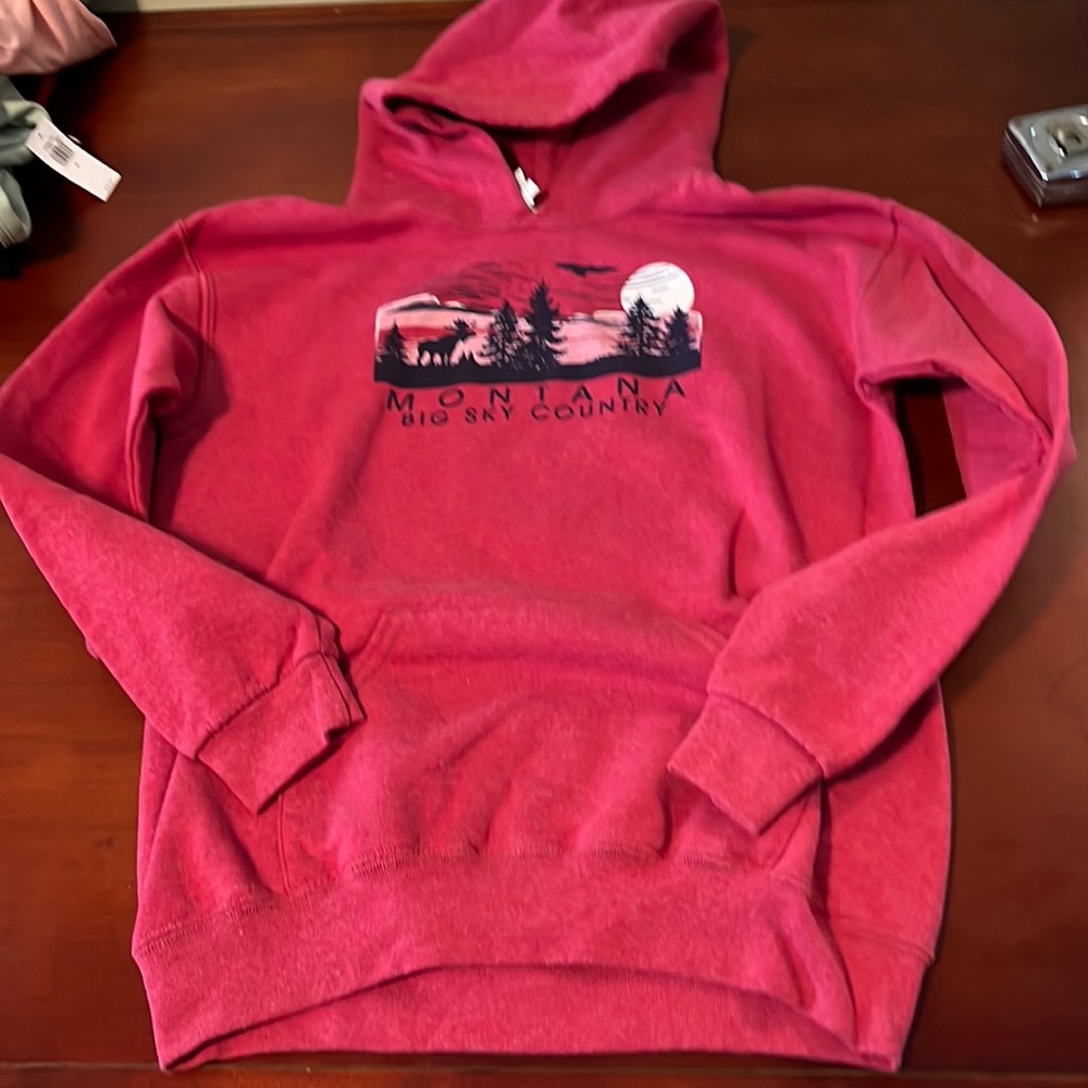 Montana Bug Sky Country hoodie youth large